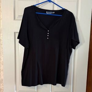 Dana Buchman Black Short-Sleeve V-Neck Henley Tee